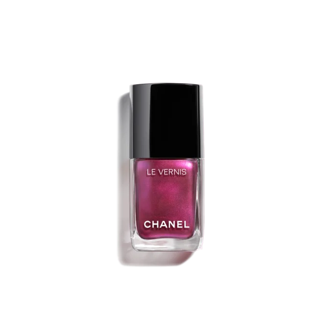 Lak na nehty, odstín Charmer, Le Vernis, Chanel, Sephora, 660 Kč