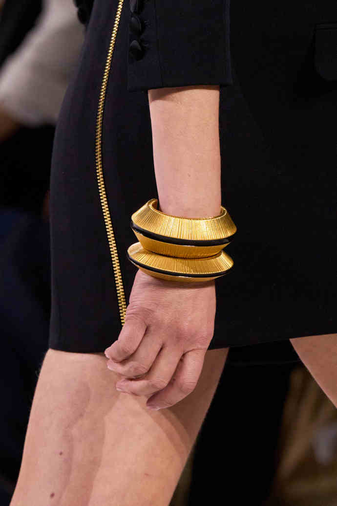  Balmain