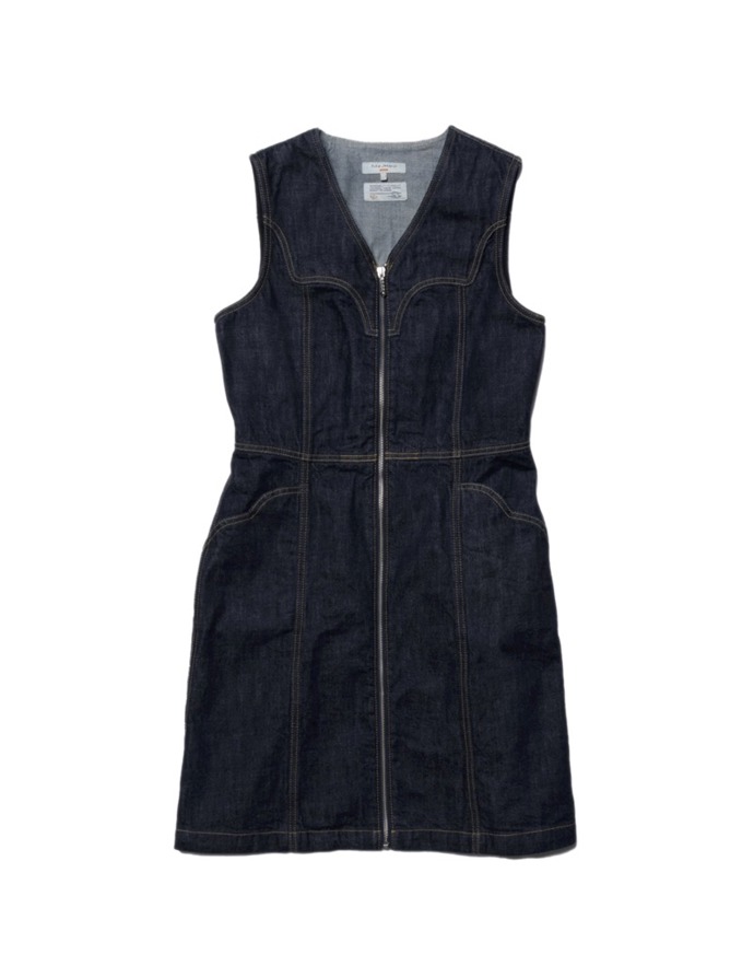  Denimové šaty, Nudie Jeans Co., 4299 Kč, prodává Nila