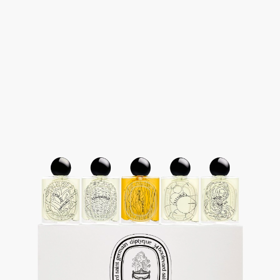 Sada 5 Eaux de Parfum, Diptyque, 4 443 Kč Sada 5 Eaux de Parfum, Diptyque, 4 443 Kč