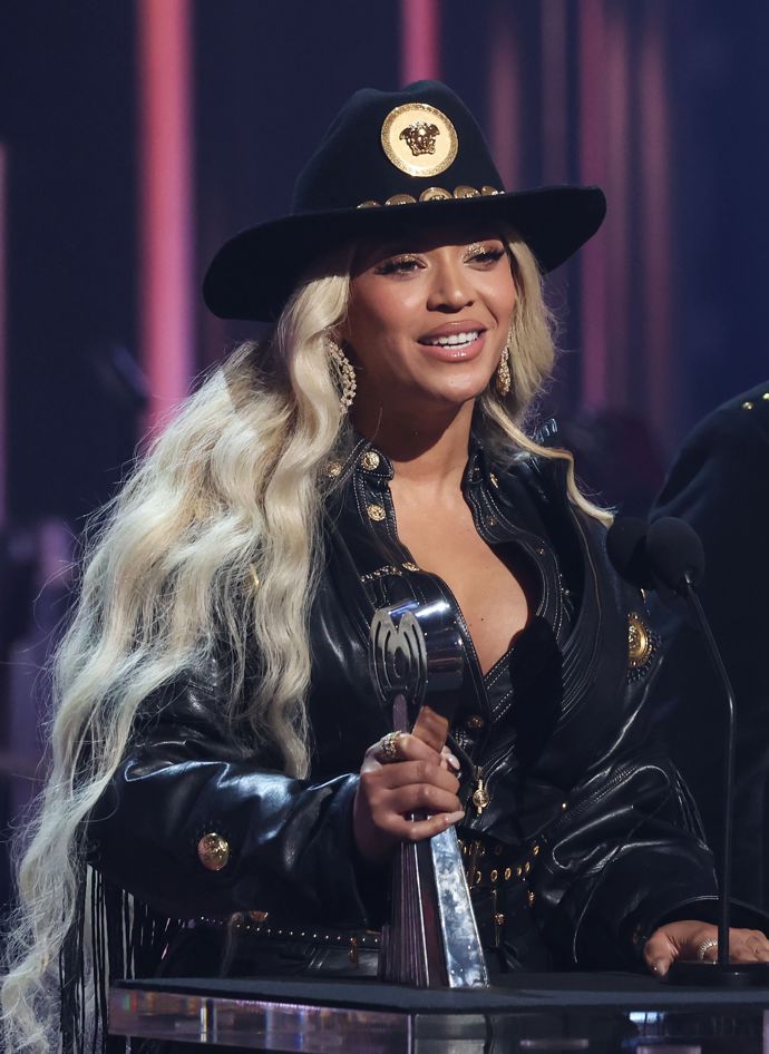  Celebrity, které nosí paruky a příčesy - Beyoncé