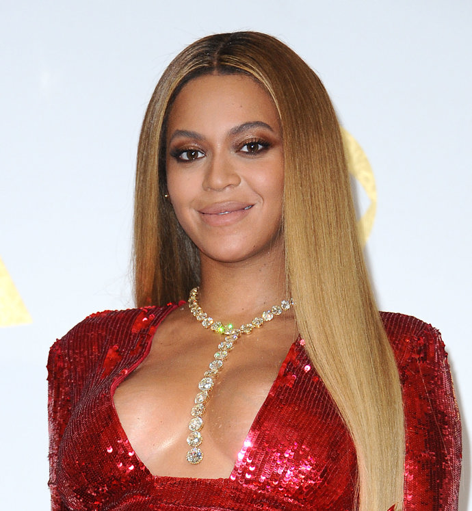  Celebrity, které nosí paruky a příčesy - Beyoncé