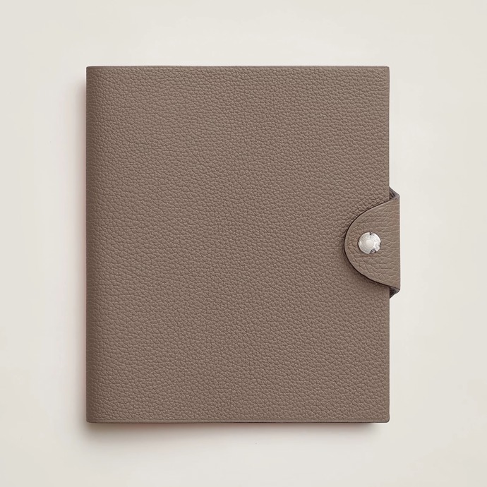  Pouzdro na diář, Hermès, 340 usd