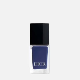 Dior Vernis, odstín 796, Douglas, 859 Kč Dior Vernis, odstín 796, Douglas, 859 Kč