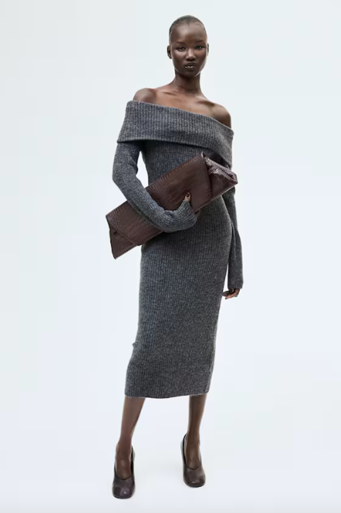  Šaty z žebrovaného úpletu odhalující ramena, H&M, 719 Kč