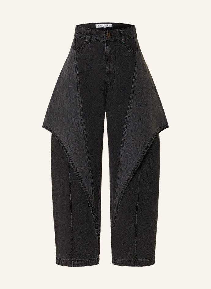 Tříčtvrteční denimové kalhoty, JW Anderson, 13 070 Kč, prodává Breuninger