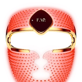 Obličejová LED maska FAQ 202, FOREO, 19 990 Kč Obličejová LED maska FAQ 202, FOREO, 19 990 Kč