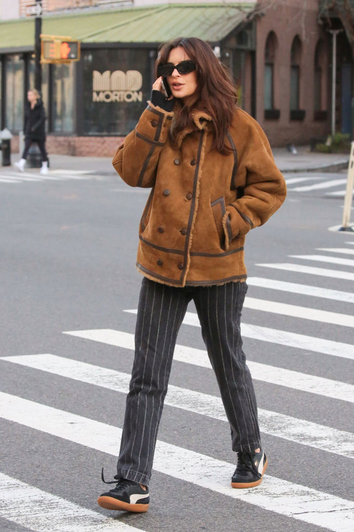 Emily Ratajkowski, inspirace, shearling kabát