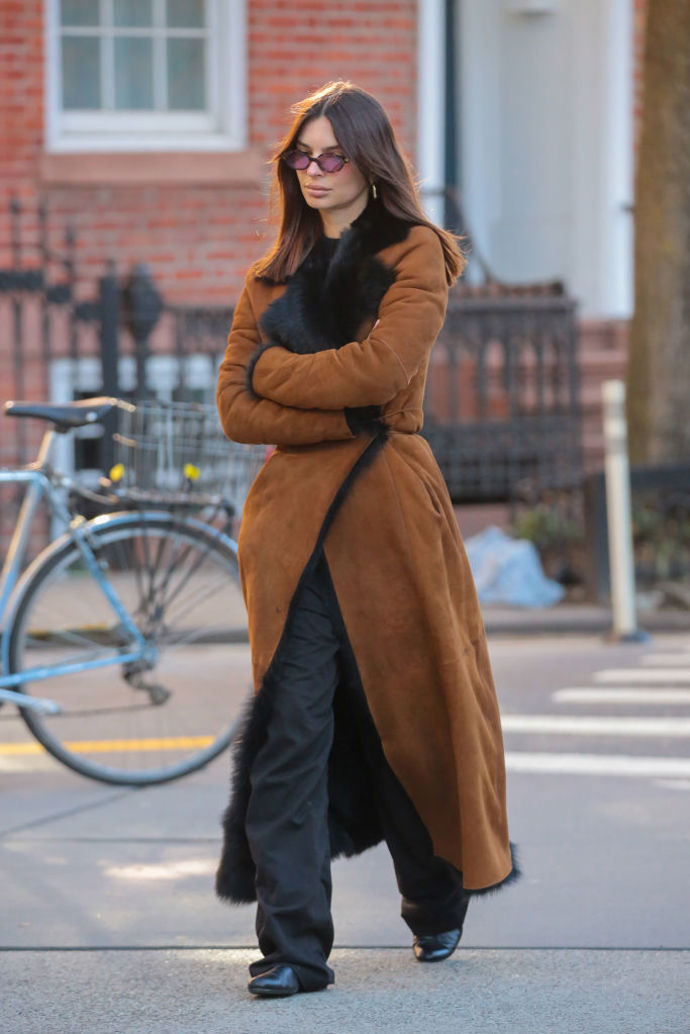 Emily Ratajkowski, inspirace, shearling kabát