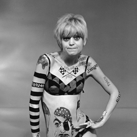  Hvězdy 70. let a jejich ikonické účesy - Goldie Hawn a její hustá záclonová ofina