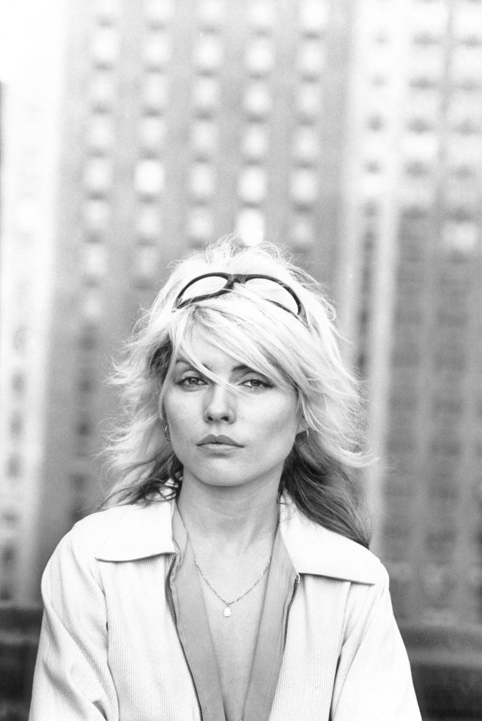  Hvězdy 70. let a jejich ikonické účesy - Debbie Harry a její platina