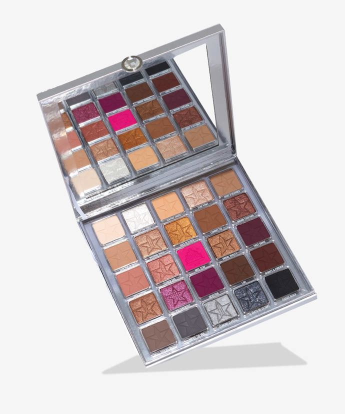 Jeffree Star Cosmetics, Star Wedding, paletka očních stínů, Notino, 1 392 Kč 