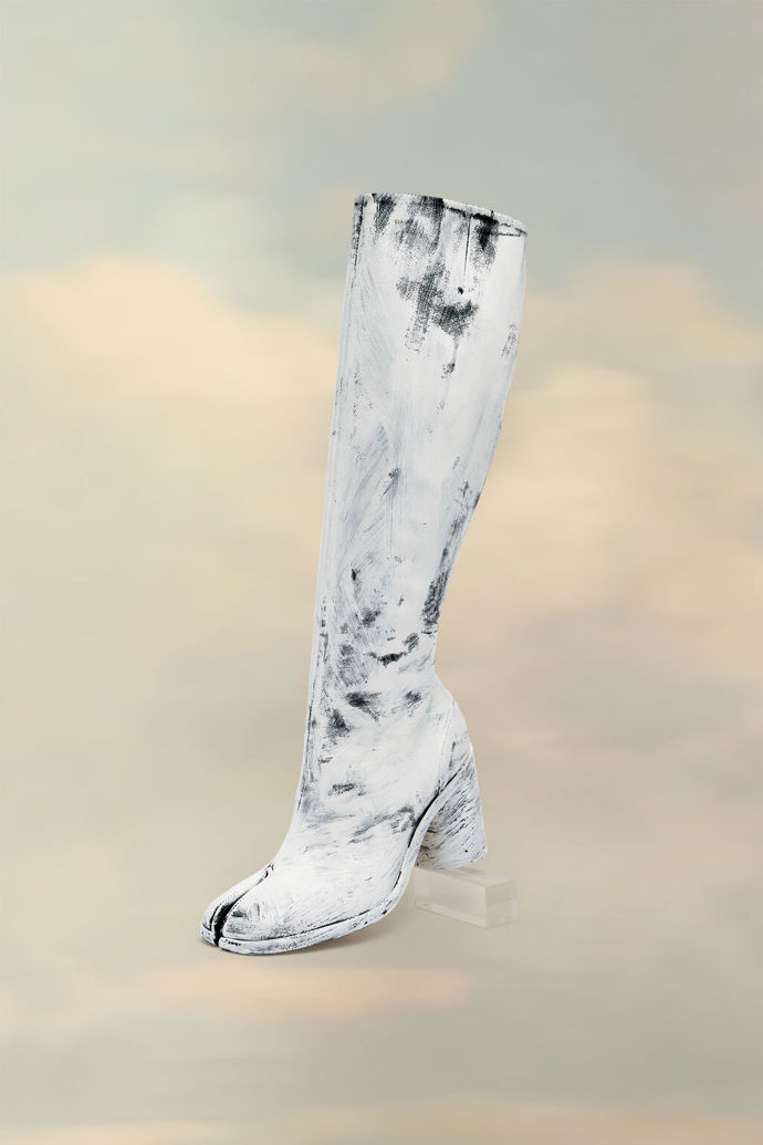 Vysoké tabi boty ke kolenům, Maison Margiela, 45 582 Kč