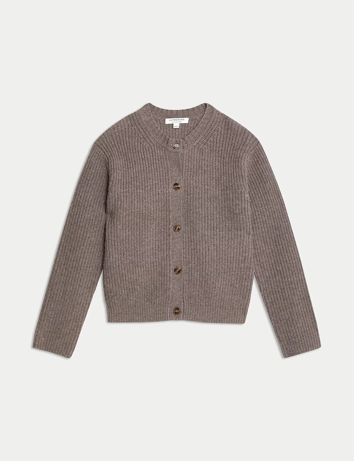 Merino žebrovaný kardigan, Marks & Spencer, 3 199 Kč
