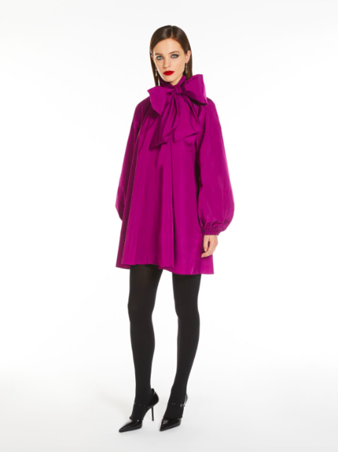  Krátké taftové šaty, Max Mara, 16 000 Kč