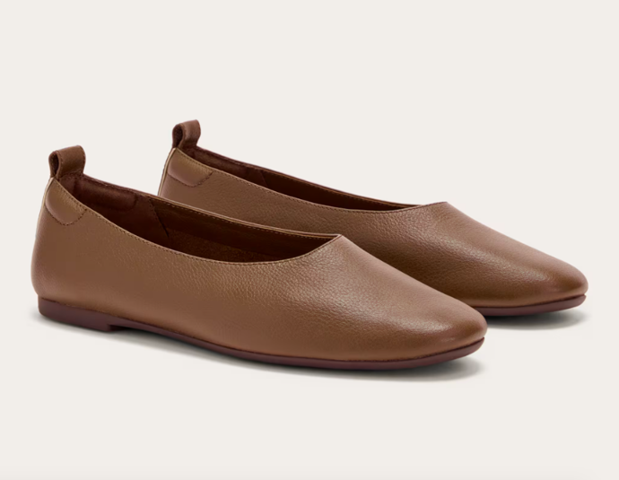  Kožené baleríny, Everlane, 2 760 Kč