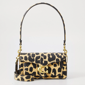 Kabelka Tabby na rameno, Coach, prodává Zalando, 10 200 Kč Kabelka Tabby na rameno, Coach, prodává Zalando, 10 200 Kč