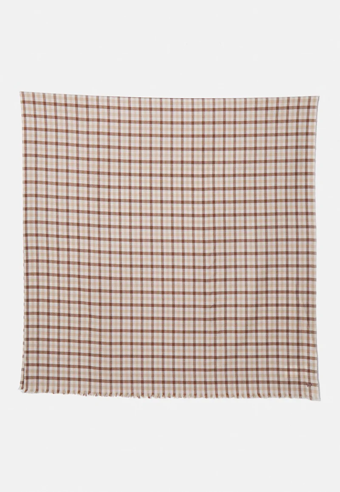 Šátek Marrone Beige, Weekend MaxMara, prodává Zalando, 1 950 Kč
