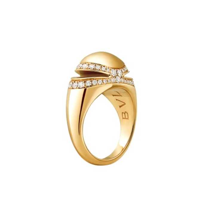  Prsten Bulgari Cabochon z 18karátového zlata s pavé diamanty, Bulgari, 184 000 Kč
