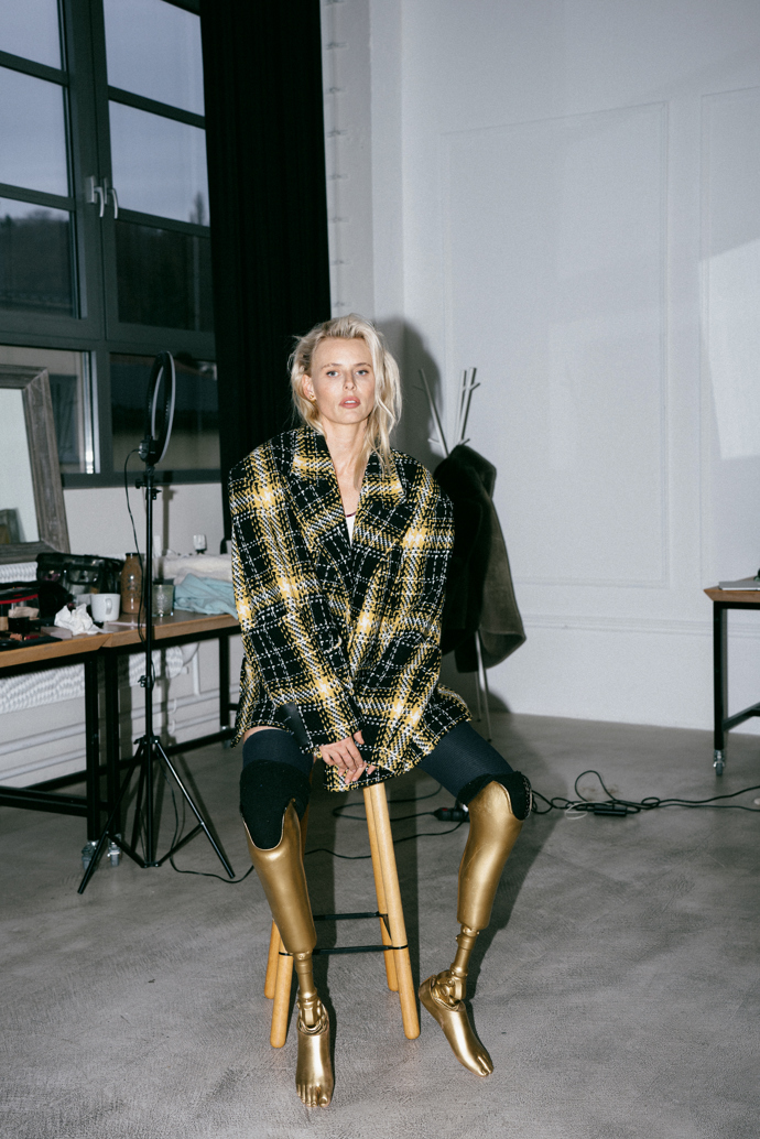 Focení s Lauren Wasser pro únorové vydání ELLE