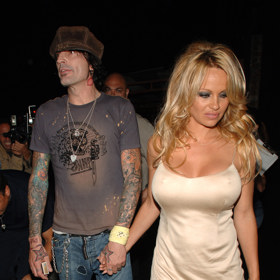 Vývoj módního stylu Pamely Anderson Vývoj módního stylu Pamely Anderson