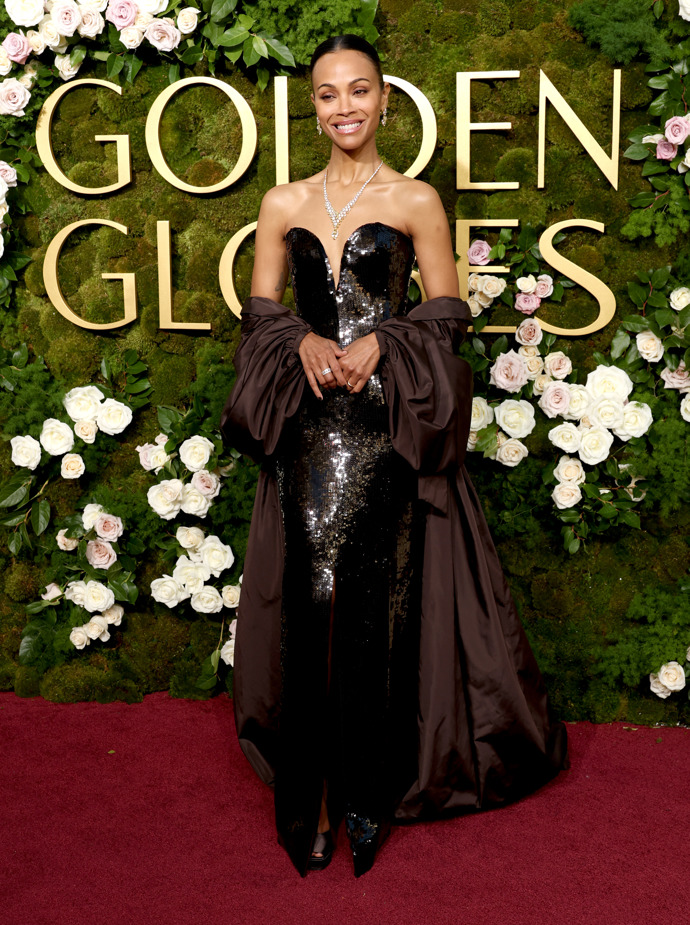 Slavní na červeném koberci 82. ročníku Zlatých glóbů: Zoe Saldana