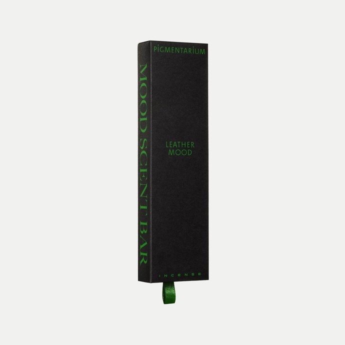  Leather Mood limitovaná edice vonných tyčinek ve spolupráci s Mood Scent Bar, Pigmentarium, 990 Kč