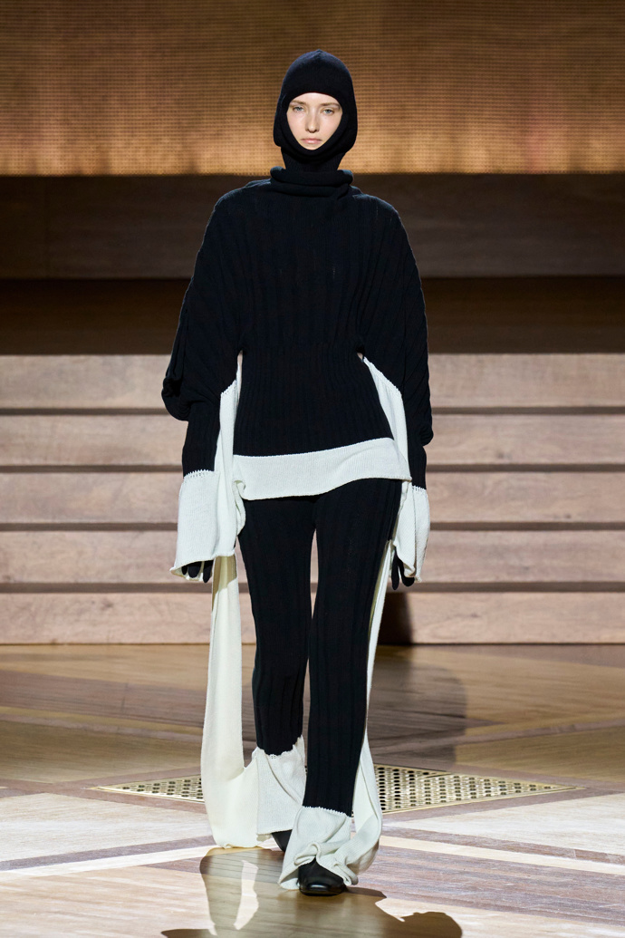  Issey Miyake