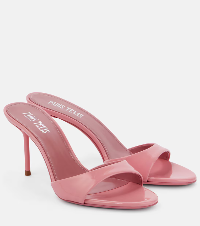 Kožené pantoflíčky, Paris Texas, prodává MyTheresa, 12 495 Kč