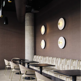 Zatímco na střeše si pochutnáte v Noel Restaurant s 360° výhledem na celou Prahu, v přízemí vás okouzlí Noel Cafe. Zatímco na střeše si pochutnáte v Noel Restaurant s 360° výhledem na celou Prahu, v přízemí vás okouzlí Noel Cafe.