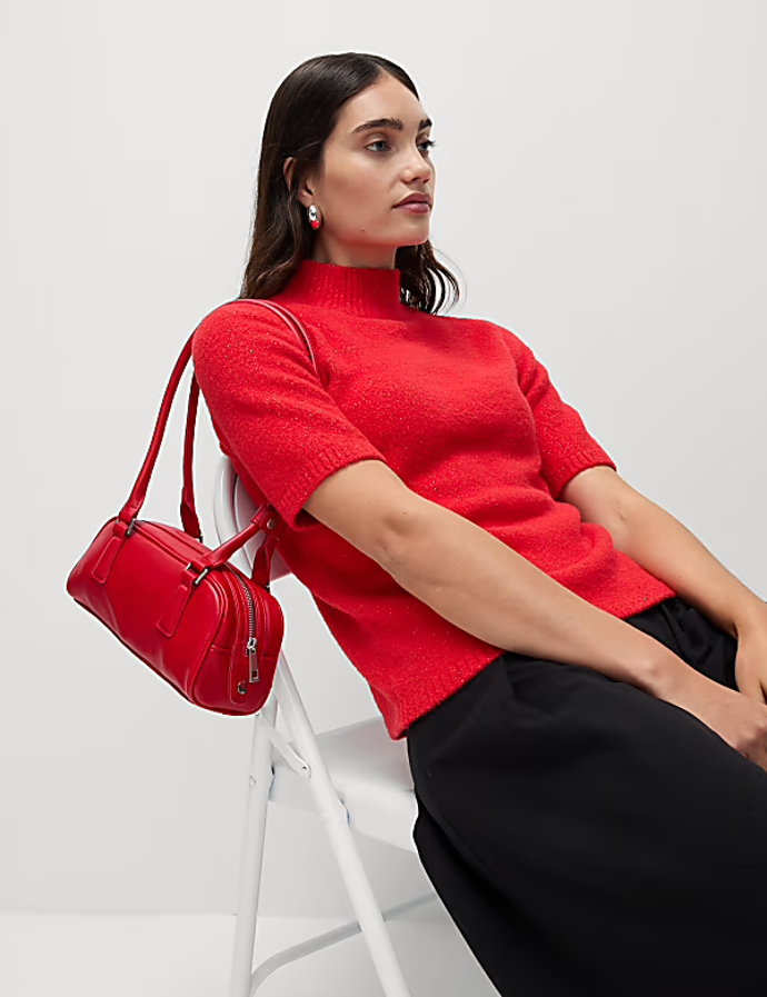 Metalický pletený top s rolákem, Marks & Spencer, 949 Kč