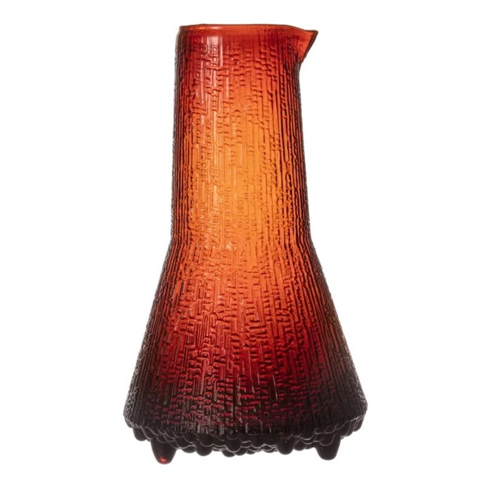  Dóza na vodu Ultima Thule, Iittala, 144 usd, prodává Finnish Design Shop