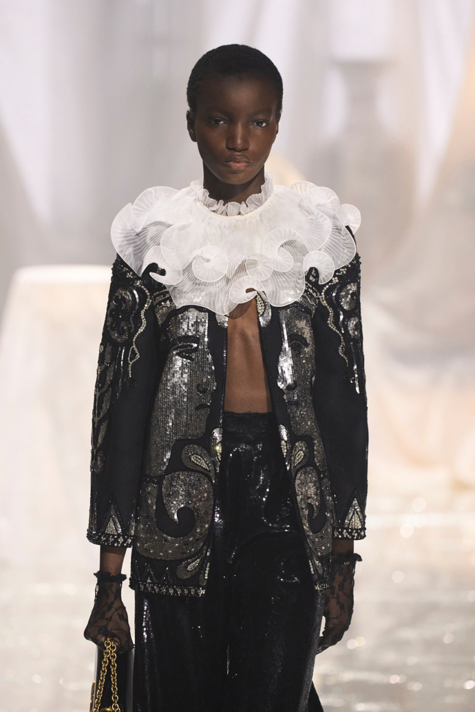  Valentino