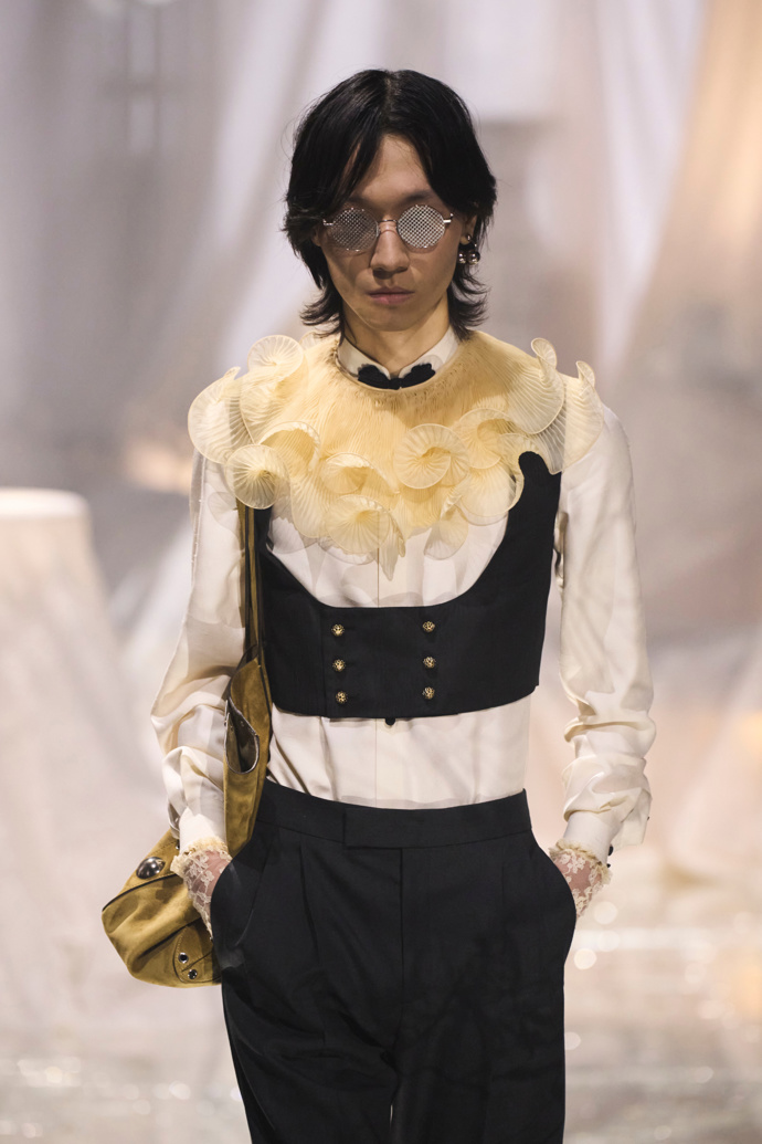  Valentino