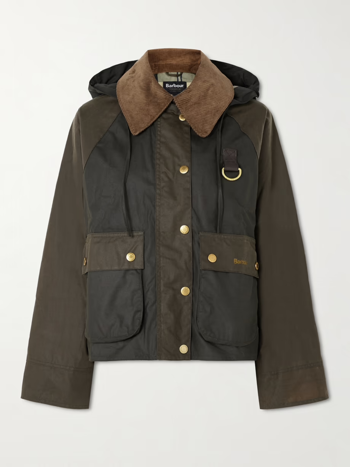 Reighton Spey bunda s kapucí z voskované bavlny, Barbour, prodává Net-a-porter, 12 029 Kč