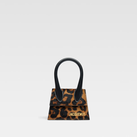 The Chiquito, Jacquemus, jacquemus.com, 550 EUR The Chiquito, Jacquemus, jacquemus.com, 550 EUR