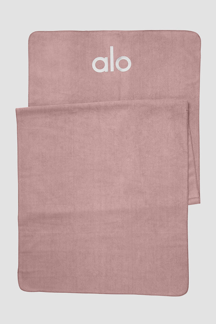 Grounded No-Slip Towel, Alo Yoga, 2 450 Kč
