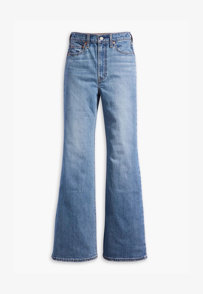  Široké denimové kalhoty Ribcage Bells, Levi's, 3 120 Kč, prodává Zalando