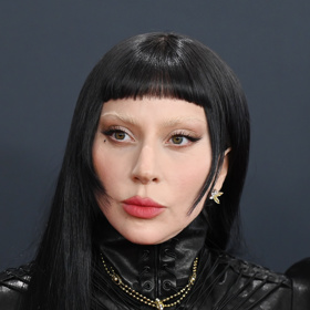 Hime haircut v podání Lady Gaga Hime haircut v podání Lady Gaga