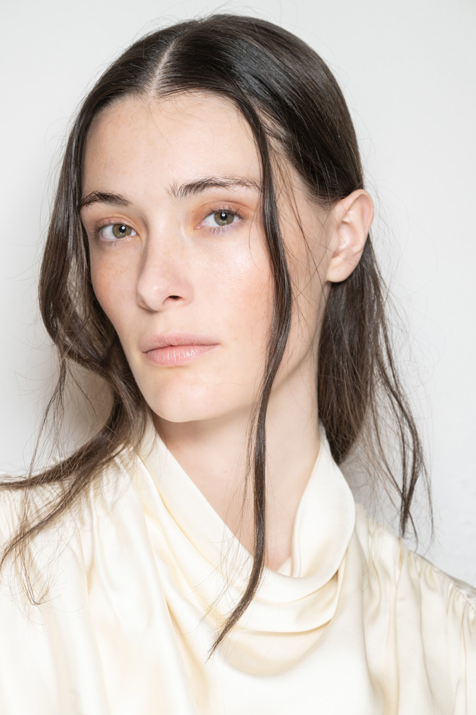  Inspirace na Mocha Mousse make-up