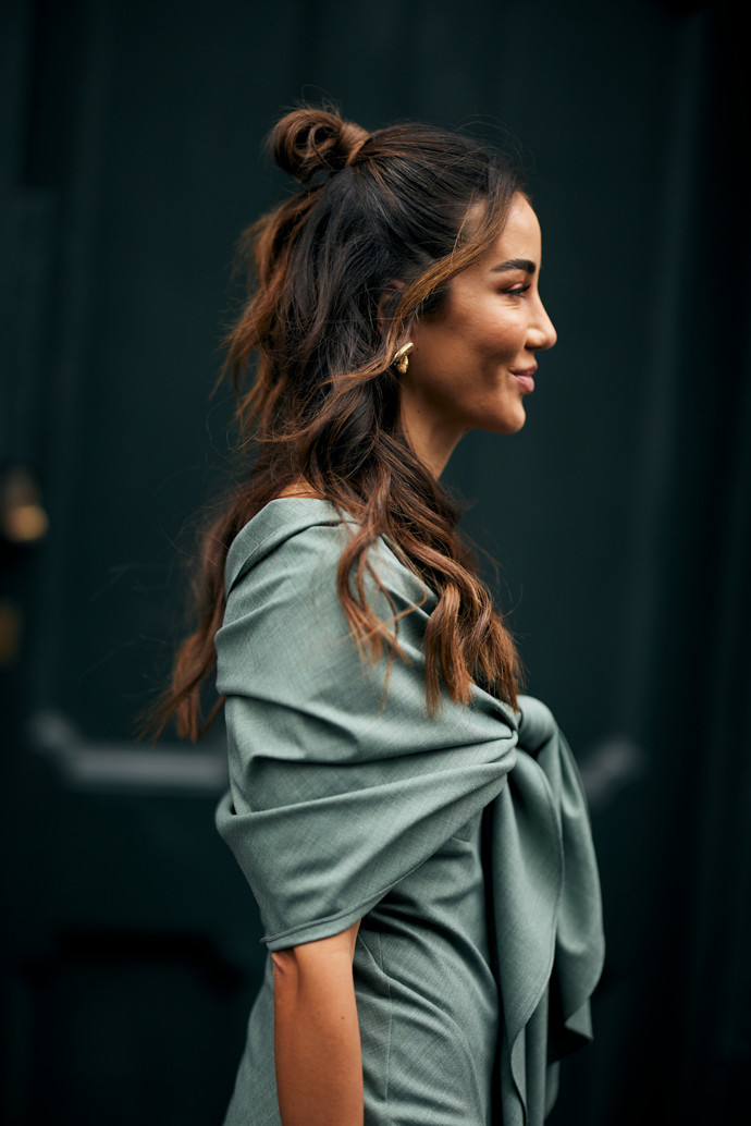  Svatební účesy podle street style trendů