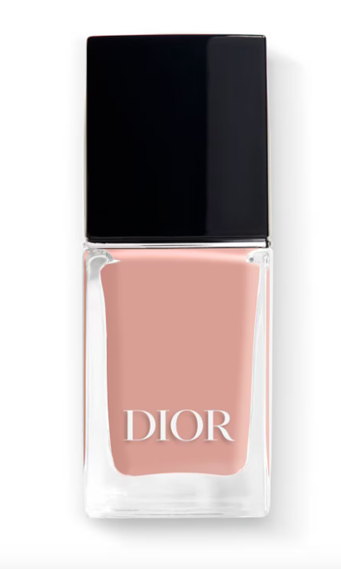  Le Vernis, ods. 100 Nude Look, Dior, 880 Kč