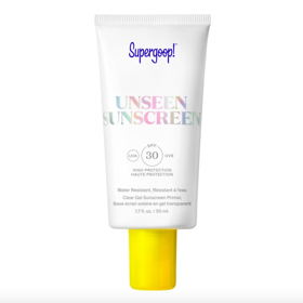 Supergoop! Unseen Sunscreen SPF 30, dostupné na Sephora, 1 050 Kč Supergoop! Unseen Sunscreen SPF 30, dostupné na Sephora, 1 050 Kč