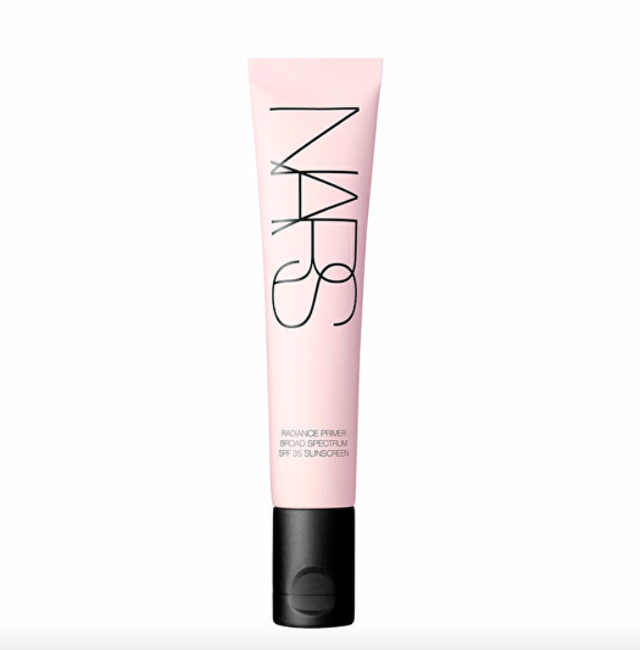 NARS Radiance Primer SPF 35, dostupné na Vivantis.cz, 899 Kč NARS Radiance Primer SPF 35, dostupné na Vivantis.cz, 899 Kč