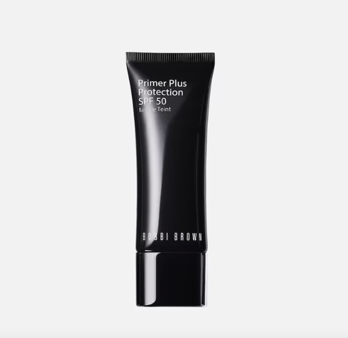  Bobbi Brown Primer Plus Protection SPF 50, dostupné na Douglas.cz, 1 230 Kč