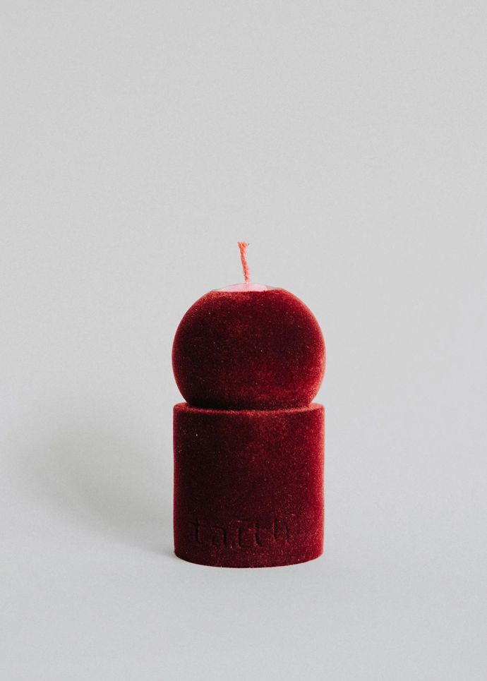 Taith Velvet Lulu Candle - Wine, The Frankie Shop, 66 eur