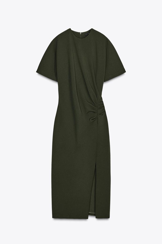 MIDI ŠATY S NABÍRÁNÍM, zara.com, 699Kč  