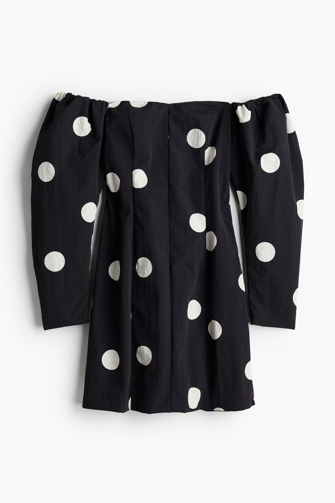 Šaty odhalující ramena, H&M, 1 199 Kč