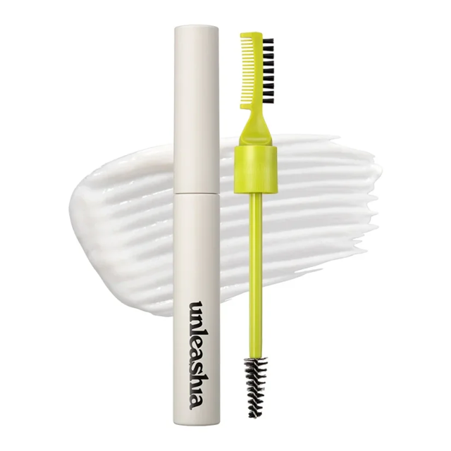 Shaper Pomade Eyebrow Fixer, UNLEASHIA, dostupné na Ksisters, 382,- Kč Shaper Pomade Eyebrow Fixer, UNLEASHIA, dostupné na Ksisters, 382,- Kč