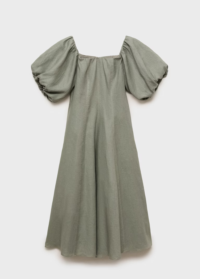 Šaty s balónovými rukávy, mango.com, 2 499 Kč 